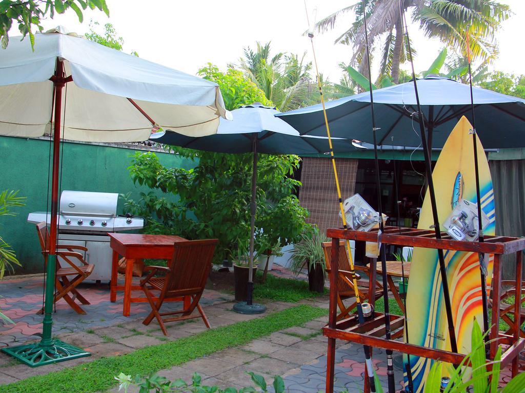 Marina Resort Mirissa Bagian luar foto