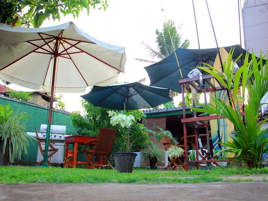 Marina Resort Mirissa Bagian luar foto