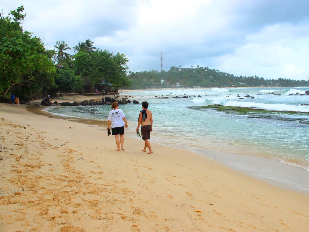 Marina Resort Mirissa Bagian luar foto